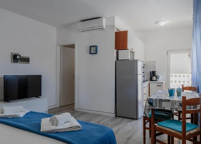 Apartment Tt *