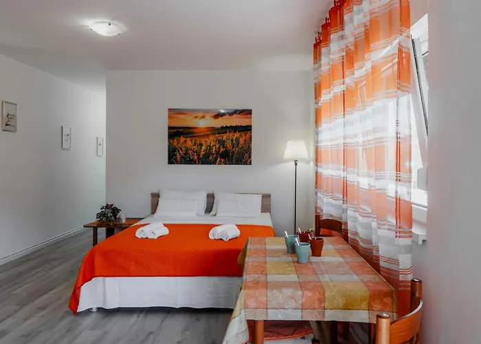 Apartment Tt Vir