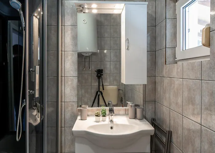 Tt Apartment *