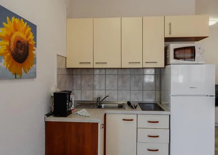 Apartment Tt *